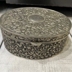 Vintage Old Antique silver plated dressing table storage Lid art deco 6.5" box